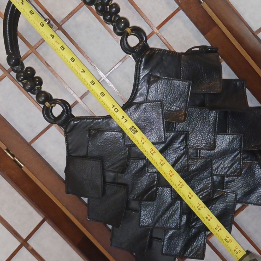 Black Purse - Picture 9 of 11